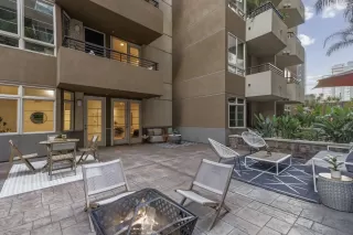 Photo #2: 260010589 Listing 