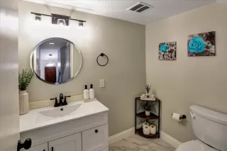 Photo #5: 260010626 Listing 