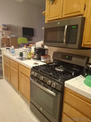 Photo #1: 260010636 Listing 