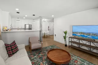 Photo #6: 260010736 Listing 