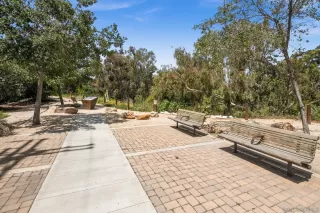 Photo #2: 260010739 Listing 