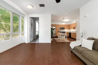 Photo #3: 260010747 Listing 