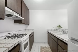 Photo #3: 260010772 Listing 