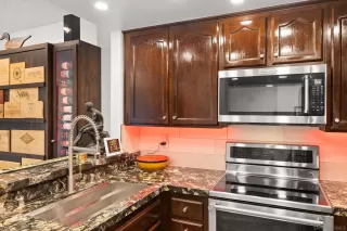 Photo #6: 260010776 Listing 