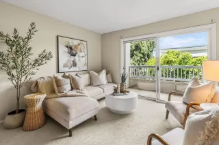 Photo #1: 260010796 Listing 