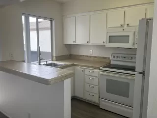 Photo #2: 260010838 Listing 