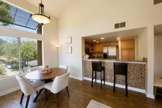 Photo #3: 260010848 Listing 