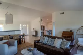 Photo #5: 260010858 Listing 