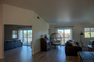 Photo #6: 260010858 Listing 