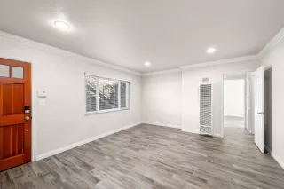 Photo #2: 260010870 Listing 