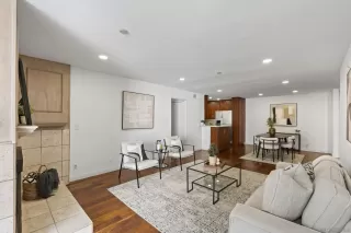 Photo #6: 260010892 Listing 
