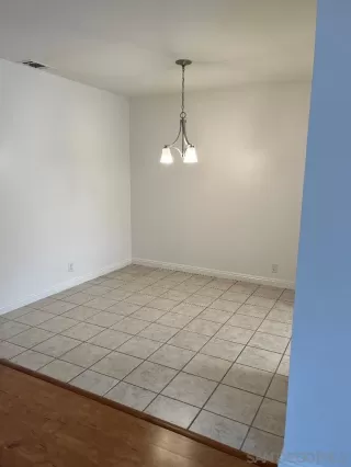 Photo #2: 260010902 Listing 