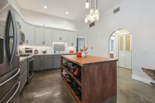 Photo #6: 260010913 Listing 