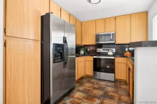 Photo #5: 260010951 Listing 