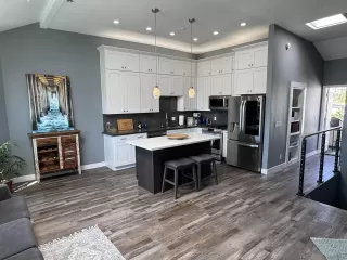 Photo #5: 260010983 Listing 