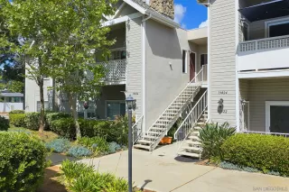 Browse active condo listings in COUNTRY ROADS