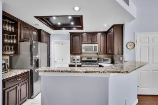 Photo #6: 260011012 Listing 