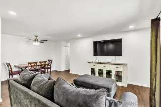 Photo #3: 260011014 Listing 