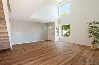 Photo #5: 260011017 Listing 