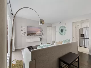 Photo #4: 260011025 Listing 