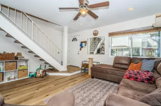Photo #1: 260011053 Listing 