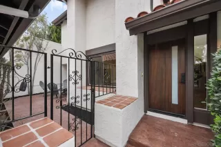Photo #2: 260011076 Listing 
