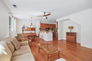 Photo #4: 260011090 Listing 