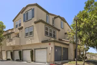 Photo #1: 260011097 Listing 