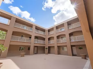 Photo #1: 260011101 Listing 