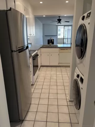 Photo #6: 260011110 Listing 