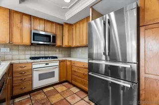 Photo #5: 260011121 Listing 