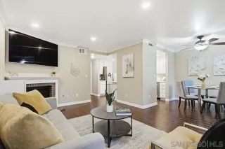 Photo #3: 260011124 Listing