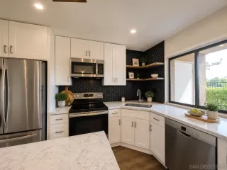Photo #6: 260011159 Listing 