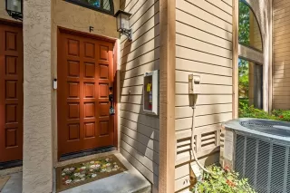 Photo #3: 260011165 Listing 