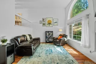 Photo #5: 260011165 Listing 