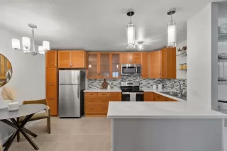 Photo #3: 260011167 Listing 