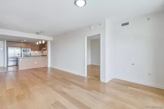 Photo #4: 260011188 Listing 