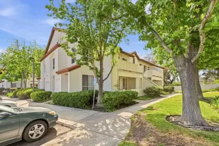 Photo #1: 260011225 Listing 
