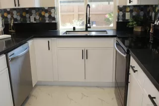 Photo #2: 260011250 Listing 