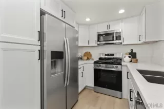 Photo #4: 260011265 Listing 