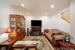 Photo #1: 260011276 Listing 
