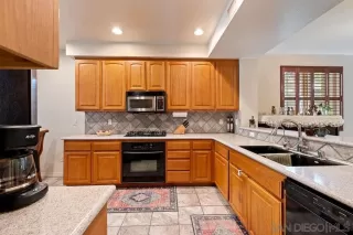 Photo #4: 260011276 Listing 