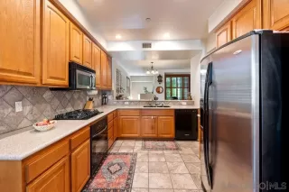 Photo #5: 260011276 Listing 