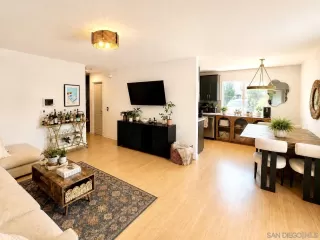 Photo #2: 260011277 Listing 
