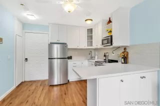 Photo #5: 260011280 Listing 