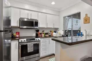 Photo #3: 260011283 Listing 