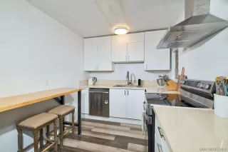 Photo #2: 260011299 Listing 