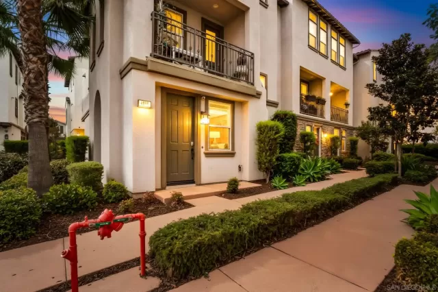 MLS: 2600113 Condo For Sale