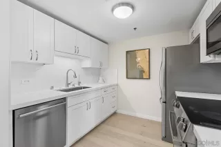 Photo #4: 260011304 Listing 