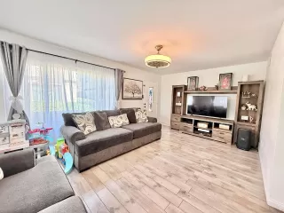 Photo #2: 260011330 Listing 